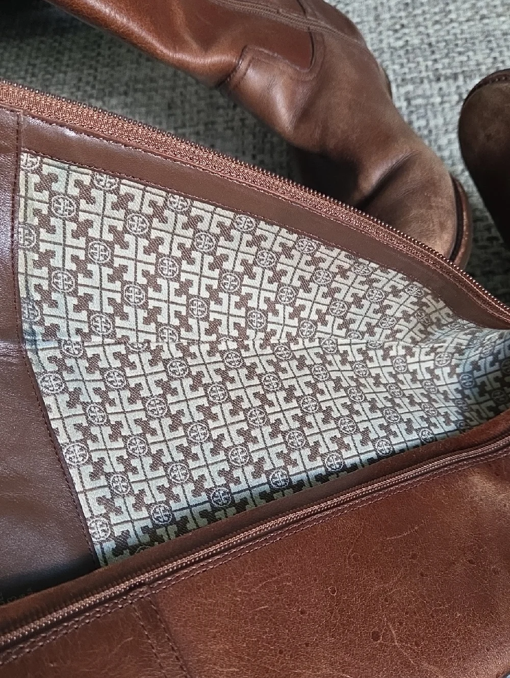 Tory Burch Kiernan Brown Tumbled Leather Riding Boots Size 10